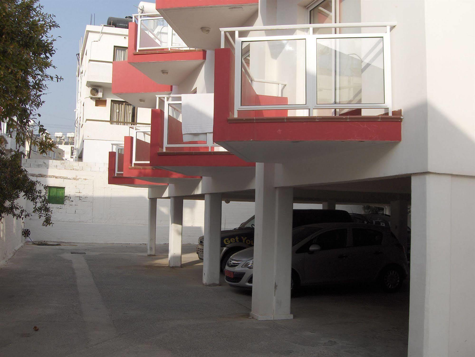 Napa Ace Tourist Apartments Ayia Napa Luaran gambar